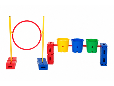 Interactieve set met blokken, stokken, hoepels en draaibare Emmer